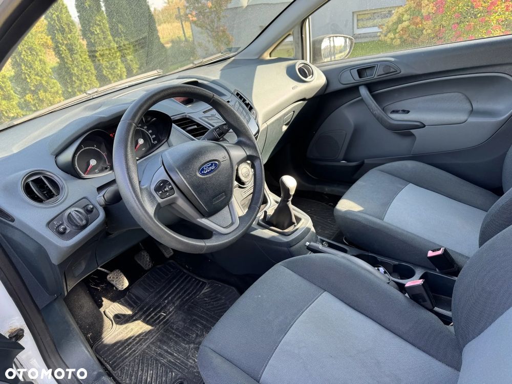 Ford Fiesta - 3