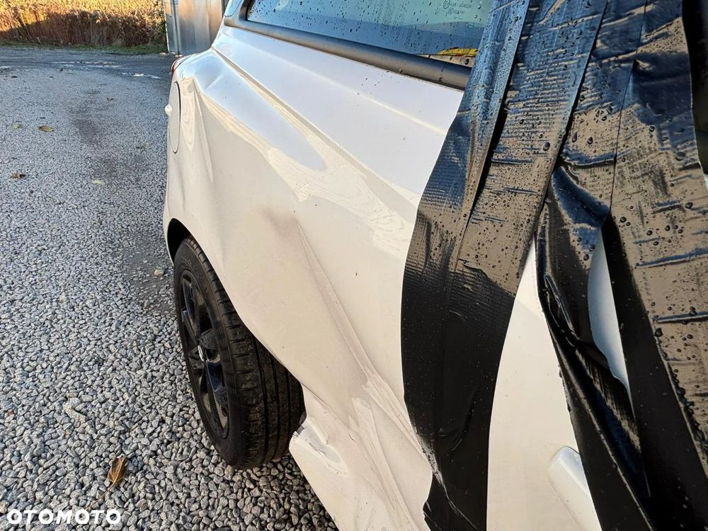 Opel Corsa 1.4 T Color Edition S&S - 12