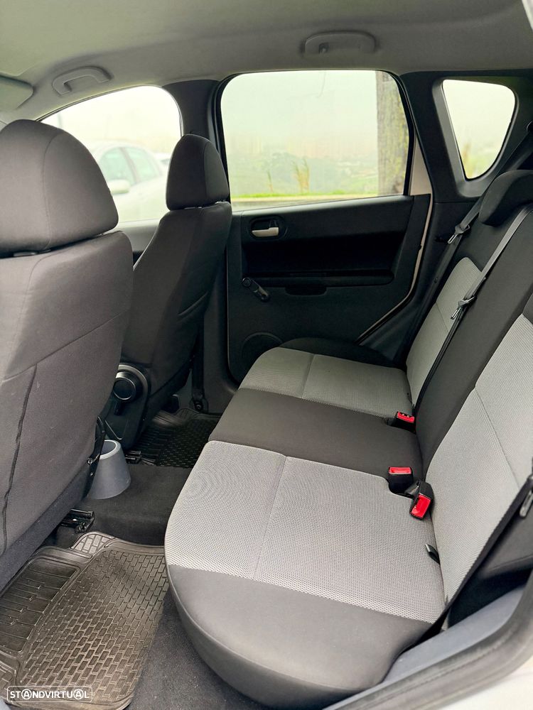 Mitsubishi Colt - 12