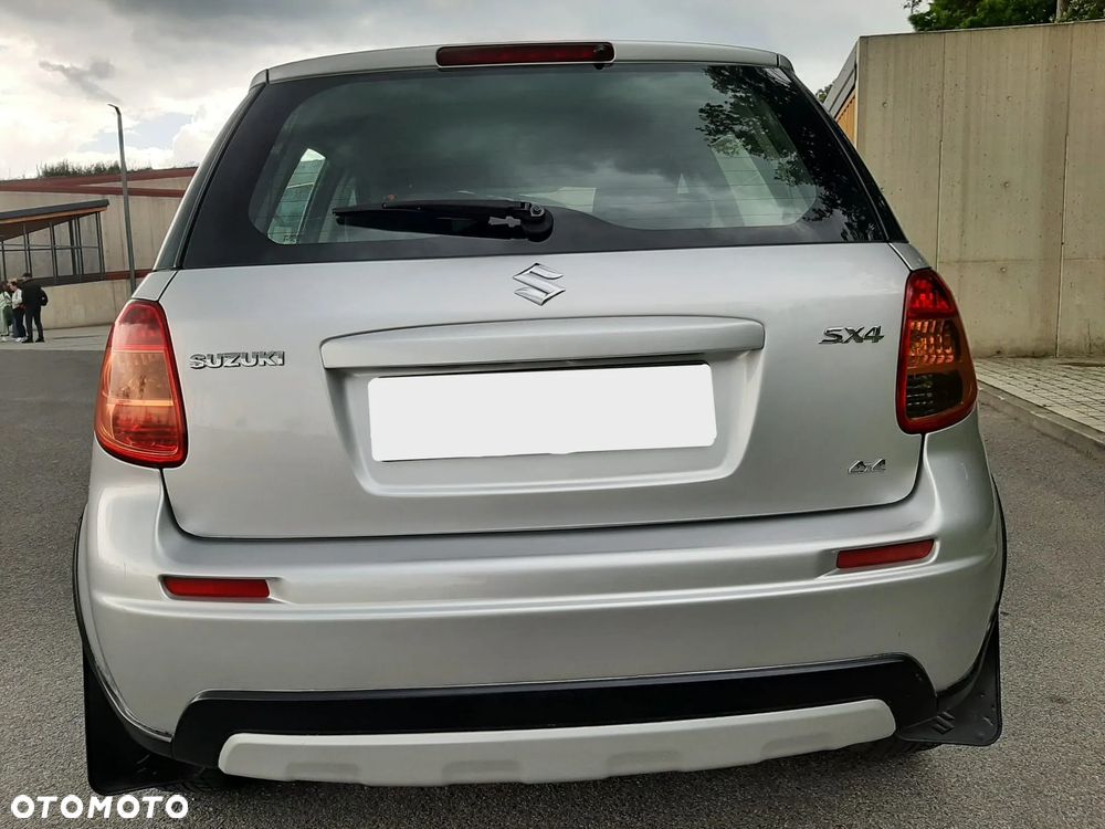 Suzuki SX4 1.6 Comfort Plus 4WD - 14