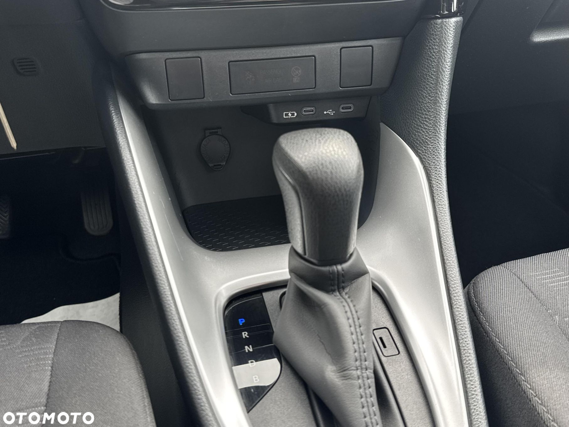 Toyota Yaris Hybrid 1.5 Active - 20