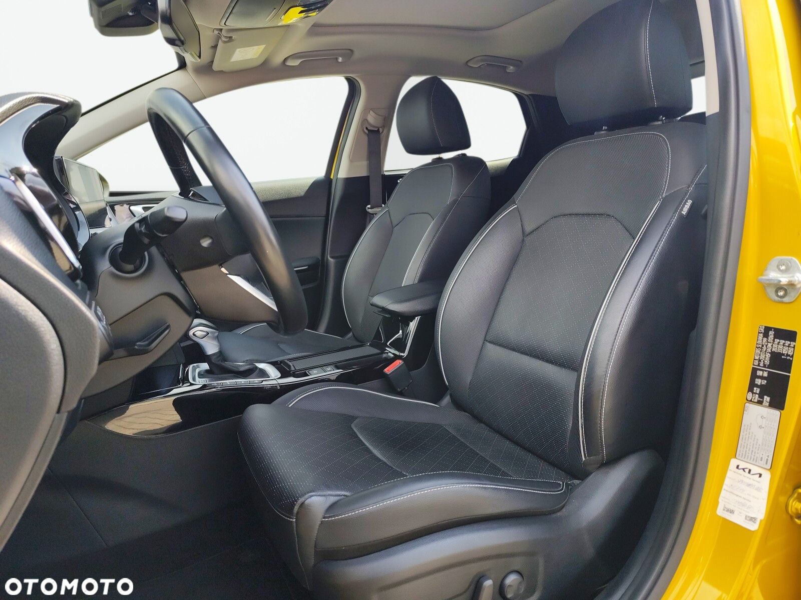 Kia XCeed - 10
