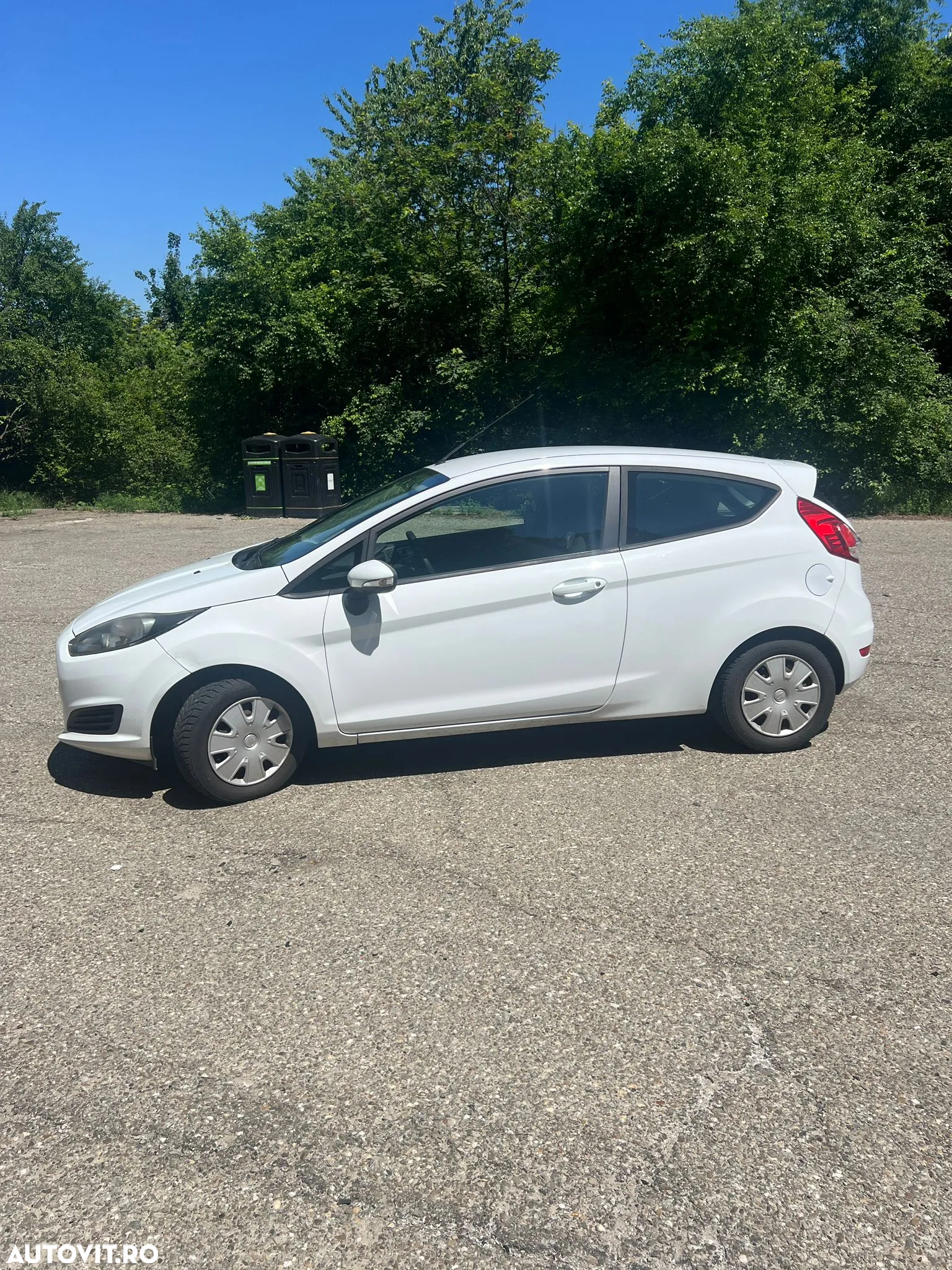 Ford Fiesta 1.6 TDCI SYNC Edition - 9