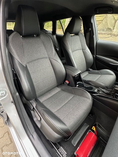 Toyota Corolla 1.8 Business Edition - 39