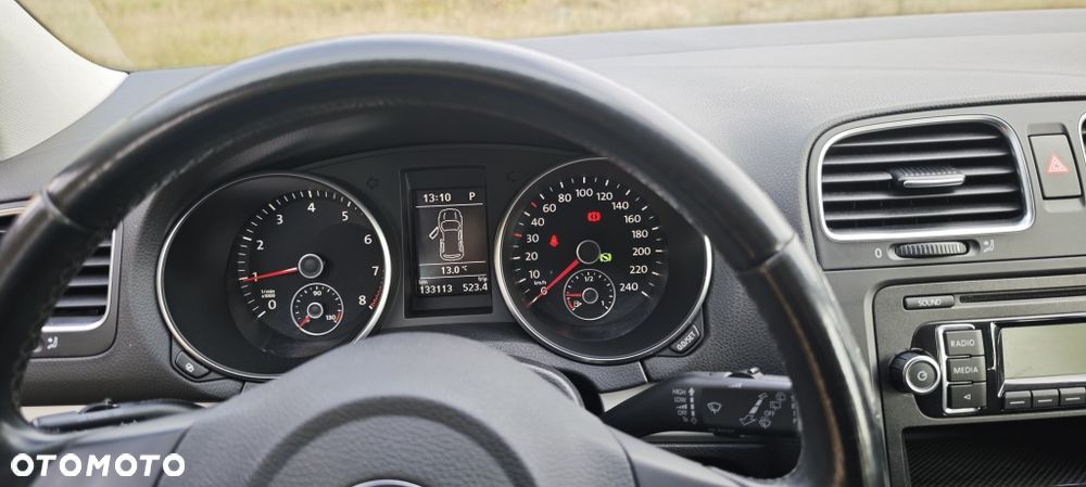Volkswagen Golf - 8