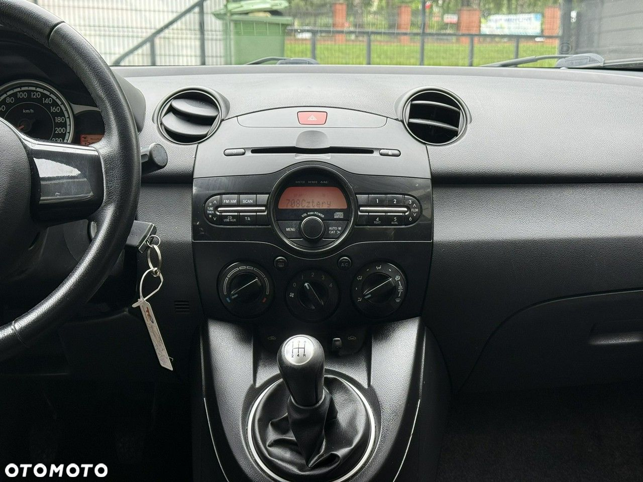 Mazda 2 - 14
