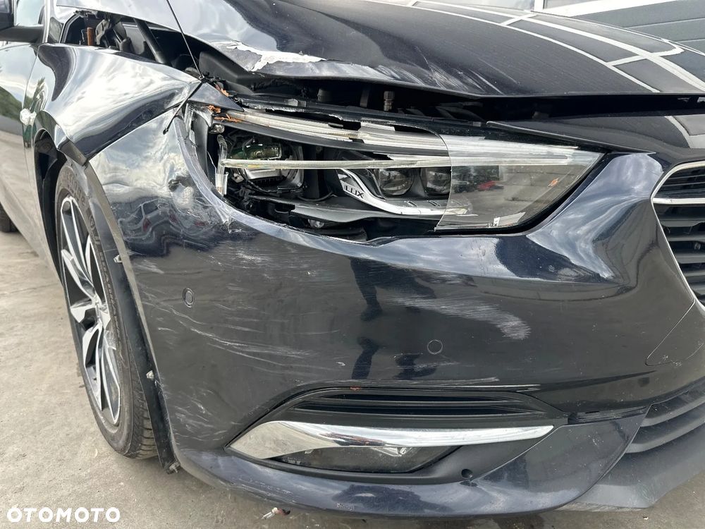 Opel Insignia 1.5 T Elite S&S - 12