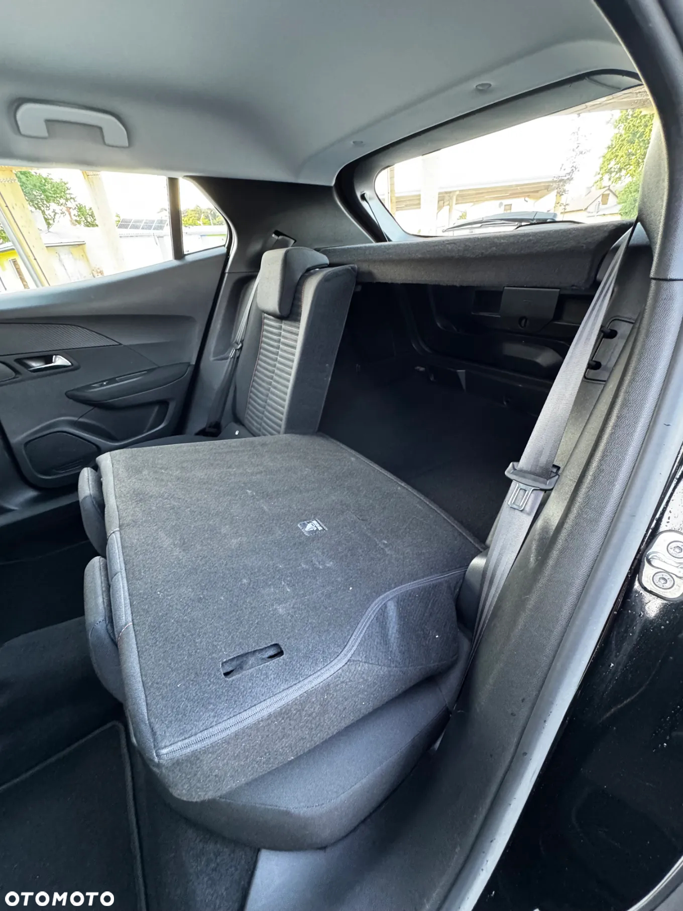 Peugeot 2008 1.2 PureTech GT Pack S&S EAT8 - 16