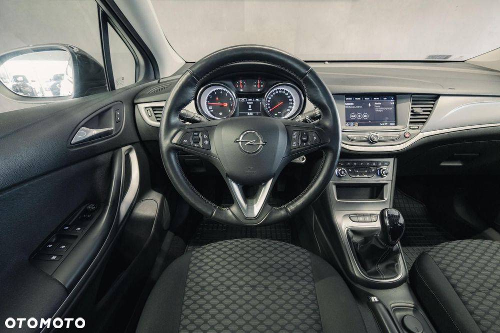 Opel Astra - 12