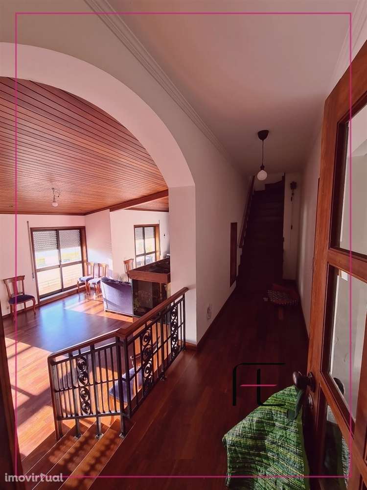 Apartamento T4 DUPLEX Venda em Moreira,Maia - Grande imagem: 2/27