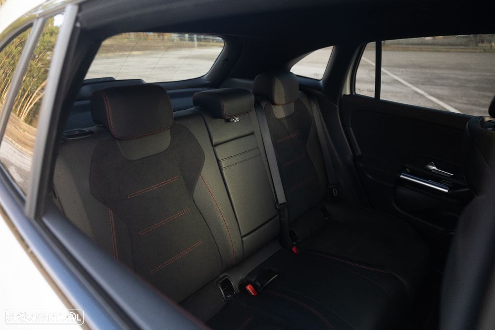 Mercedes-Benz EQA 250 AMG Line - 16