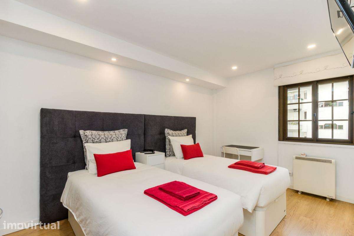 Apartamento com 4 quartos - localizado em Lisbon - Grande imagem: 4/27
