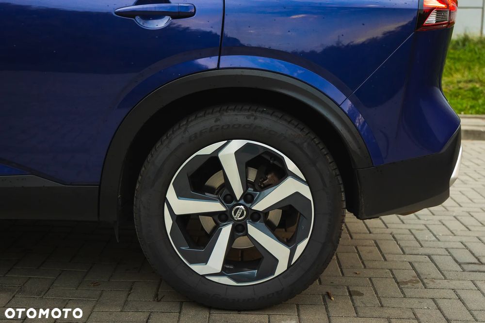 Nissan Qashqai 1.3 DIG-T 4x4 MHEV Xtronic N-Connecta - 9