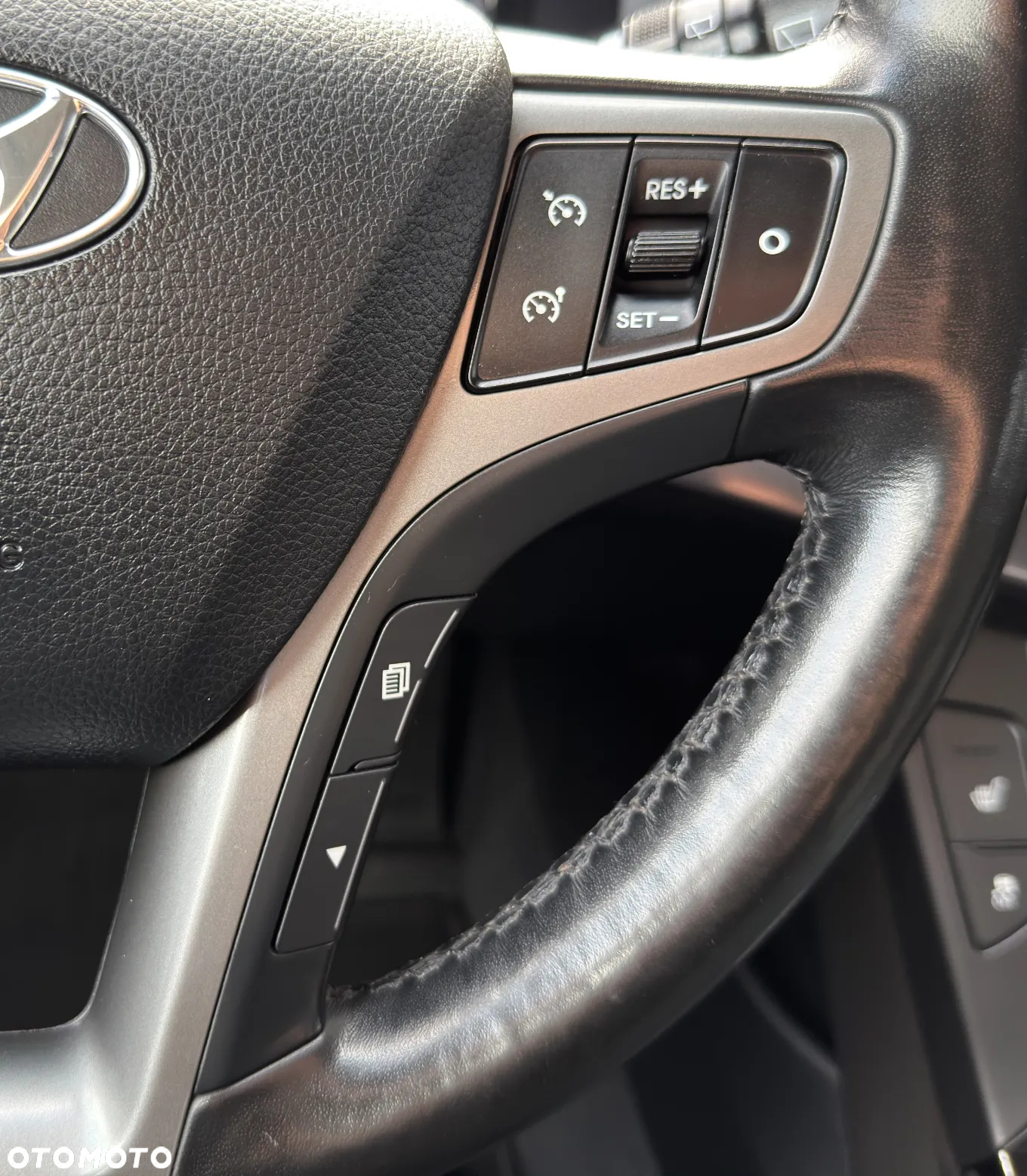 Hyundai i40 Kombi 1.7 CRDi DCT Premium - 24