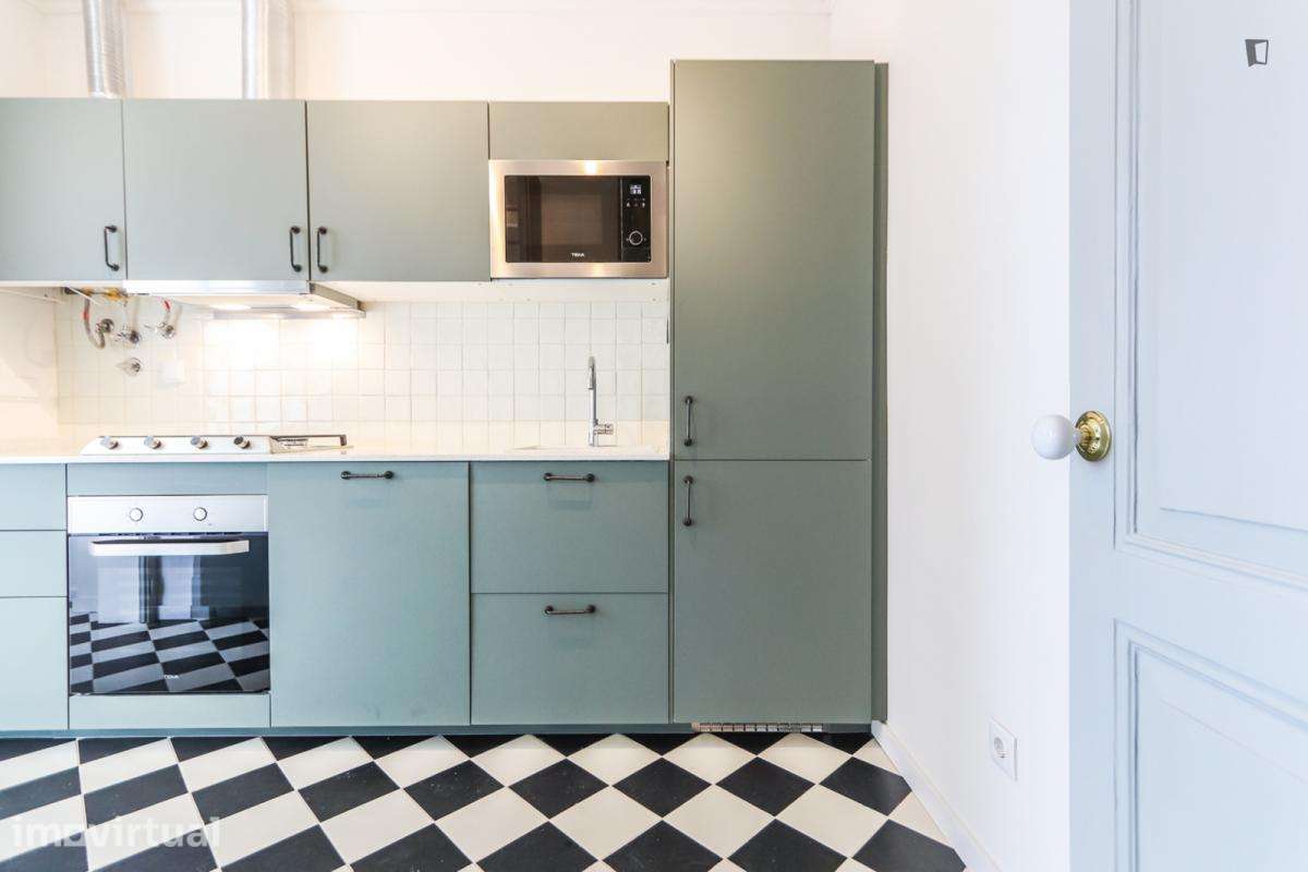 Quarto - localizado em Campo de Ourique Lisbon - Grande imagem: 2/24