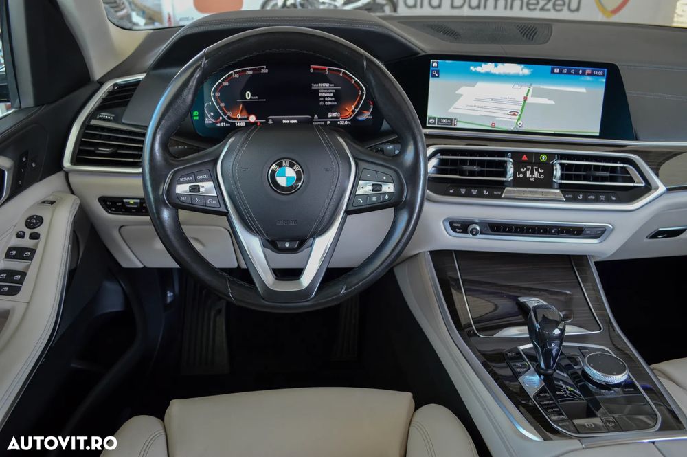 BMW X5 xDrive30d xLine - 35