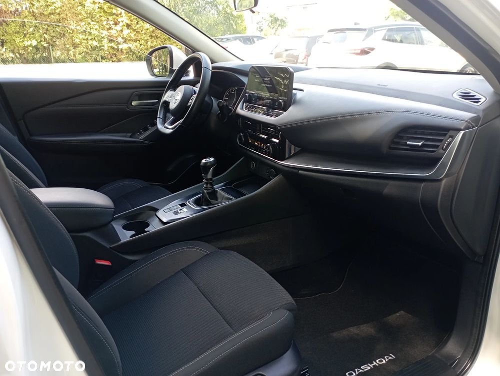 Nissan Qashqai 1.3 DIG-T MHEV Tekna - 10