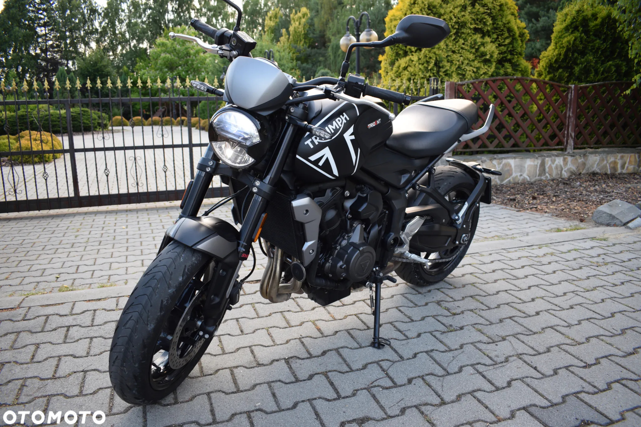Triumph Trident - 13