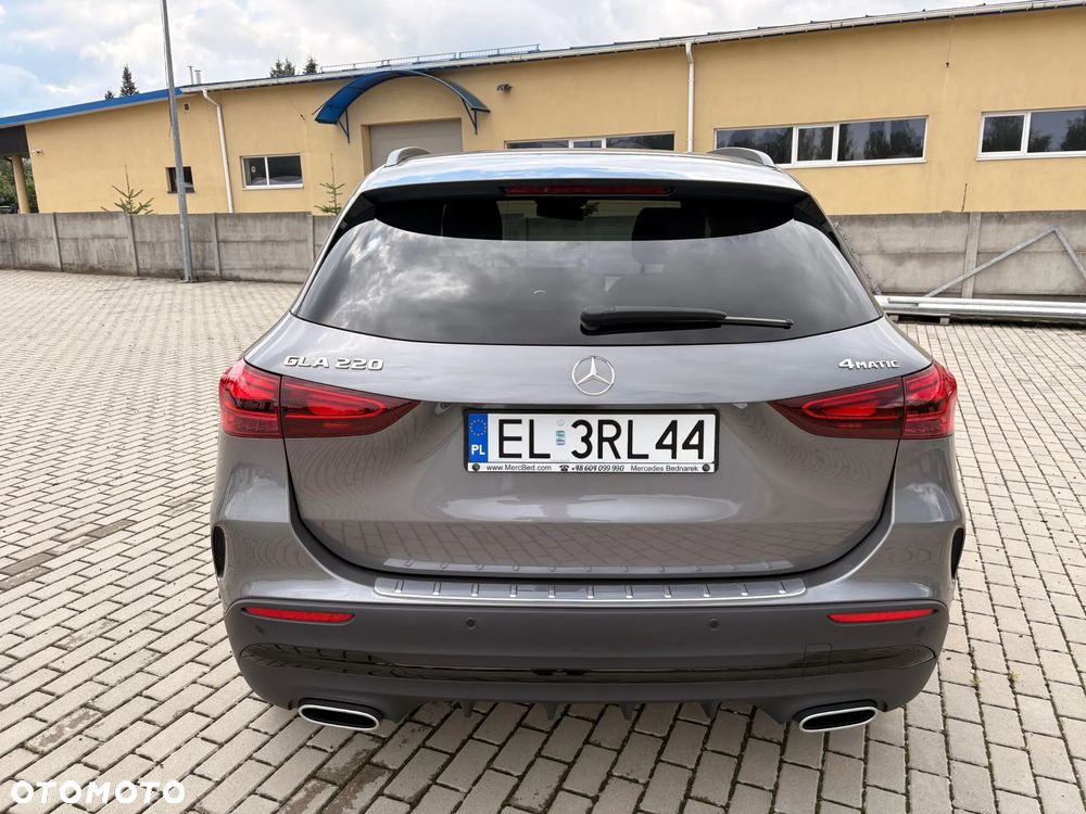 Mercedes-Benz GLA 220 mHEV 4-Matic AMG Line 8G-DCT - 17