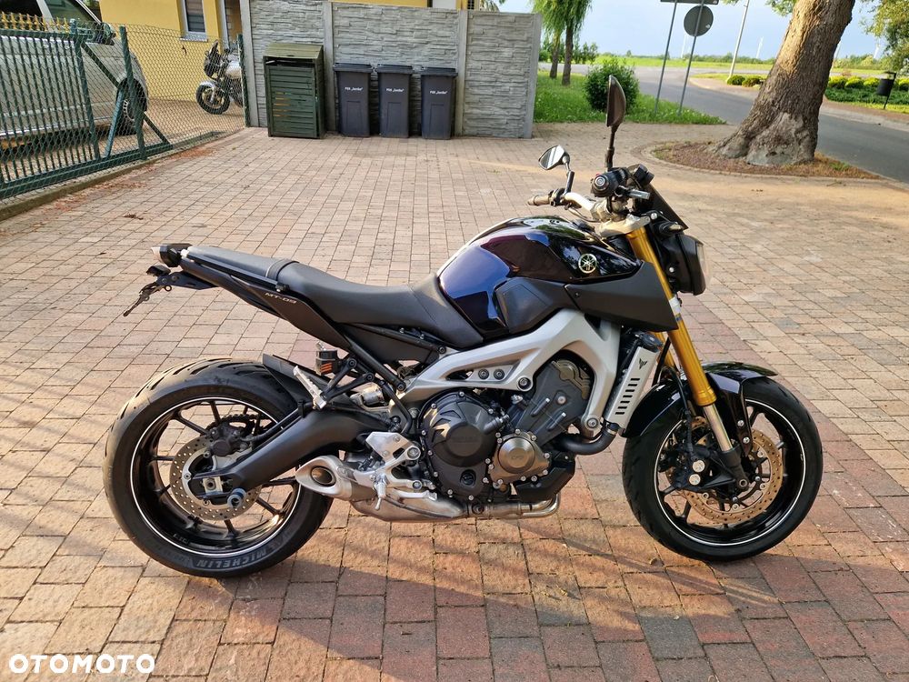 Yamaha MT - 9