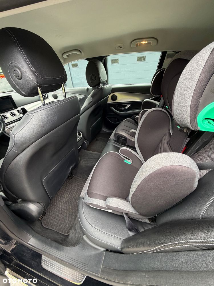 Mercedes-Benz Klasa E - 17