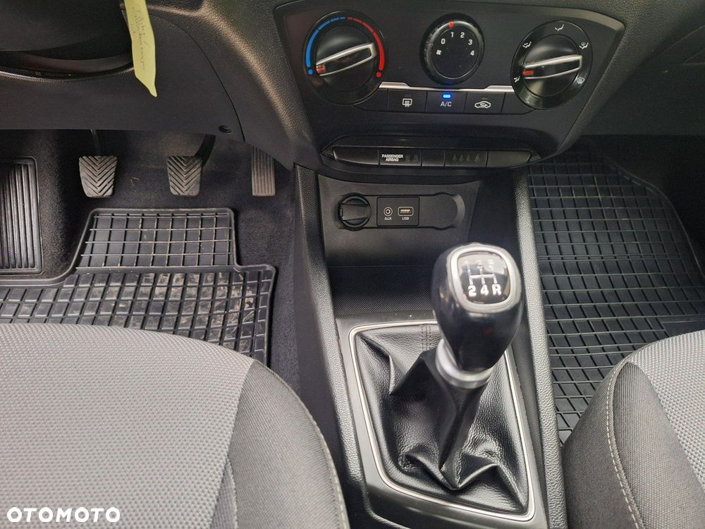 Hyundai i20 1.2 BlueDrive Fresh - 20