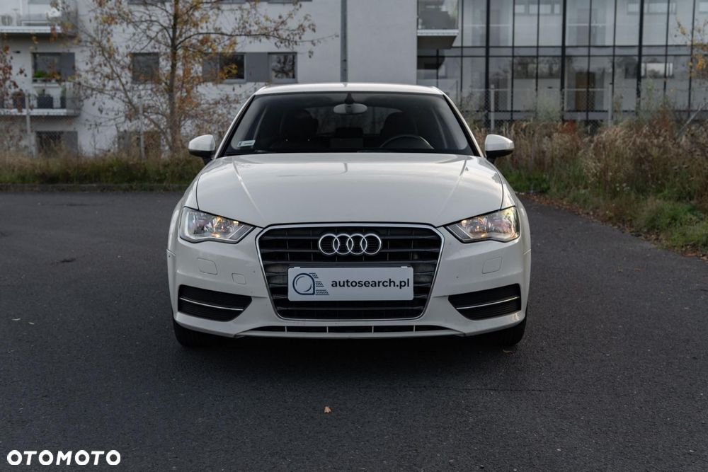 Audi A3 3-drzwiowe 1.2 TFSI Ambiente - 3