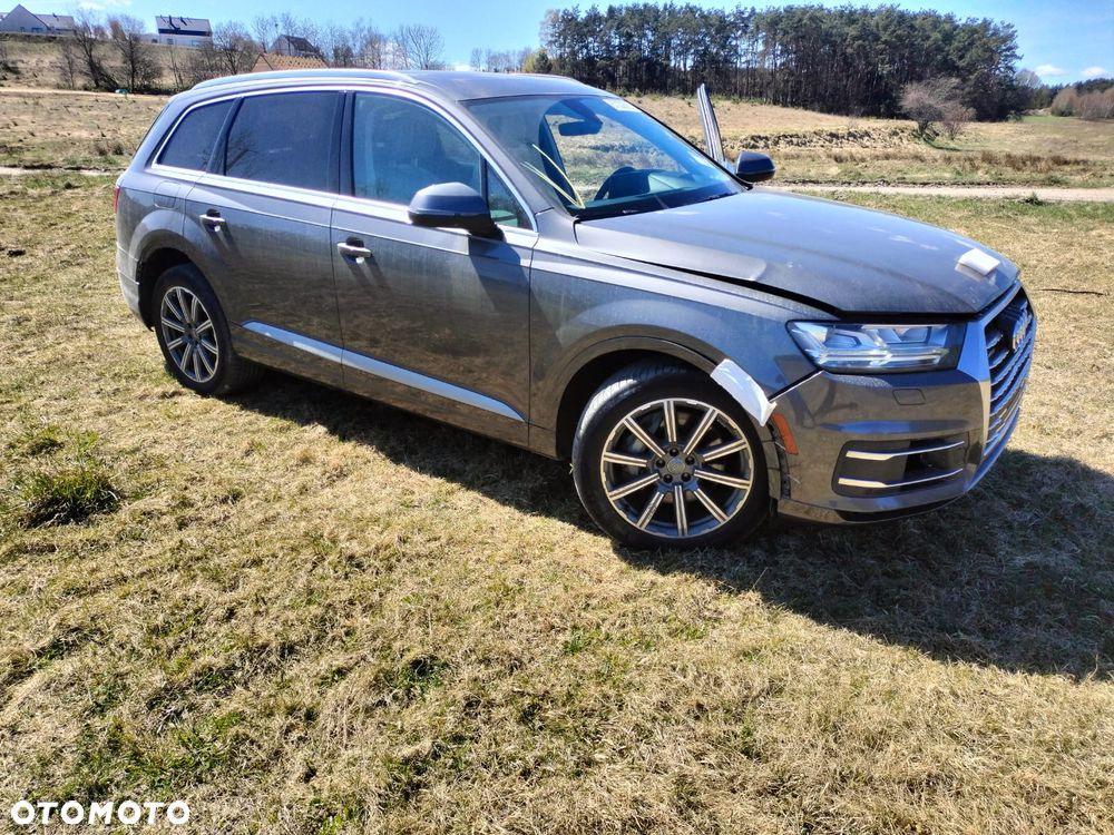 Audi Q7 - 3