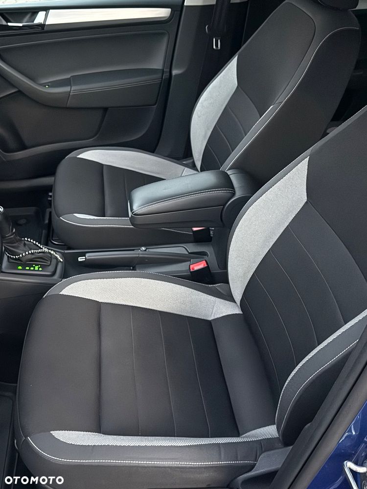 Skoda RAPID 1.0 TSI Ambition DSG - 10