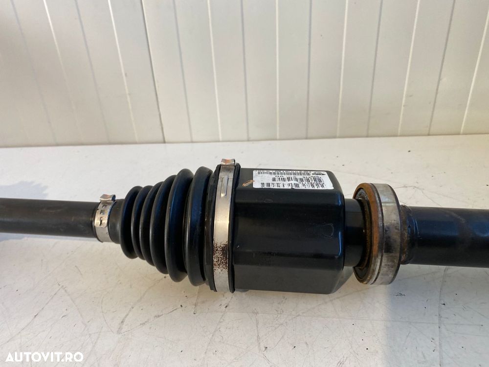 Planetara dreapta fata VOLVO XC70 2005-2007 8252058 30783110 - 3