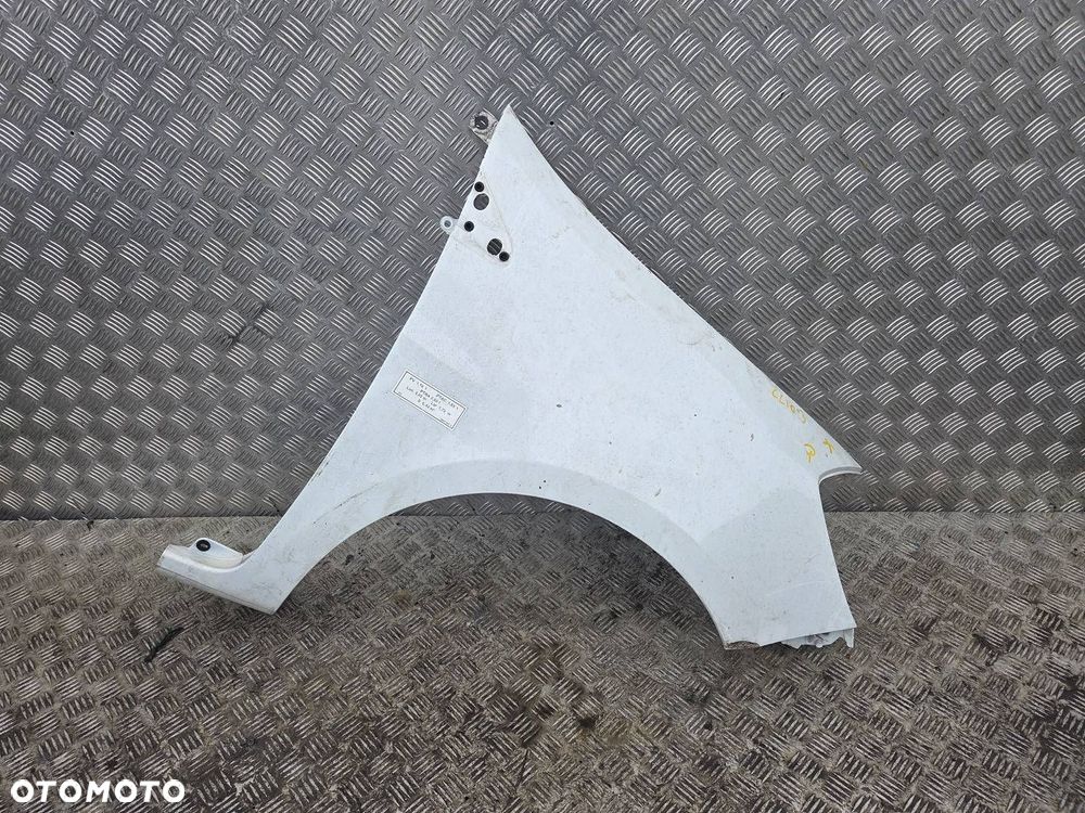 BŁOTNIK PRAWY PRZEDNI RENAULT CLIO 3 - 1