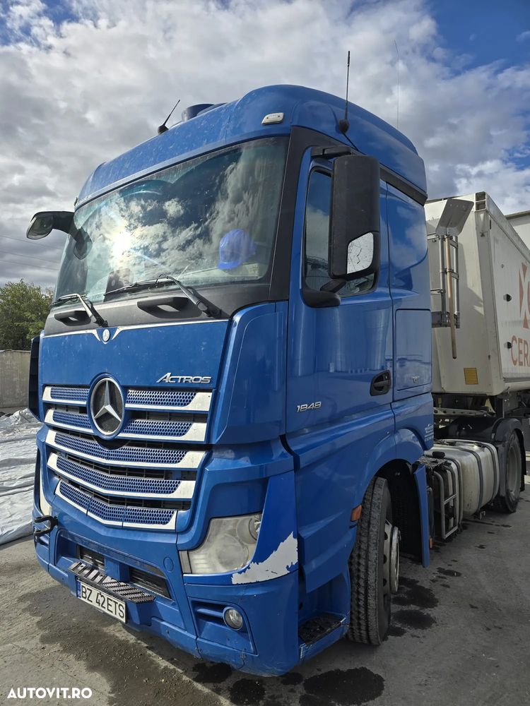 Mercedes-Benz ACTROS - 1