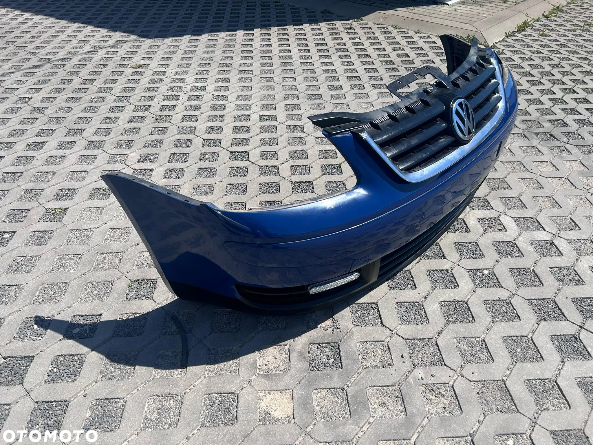 VW Touran I Zderzak przód przedni kompletny grill LL5M Ładny - 11