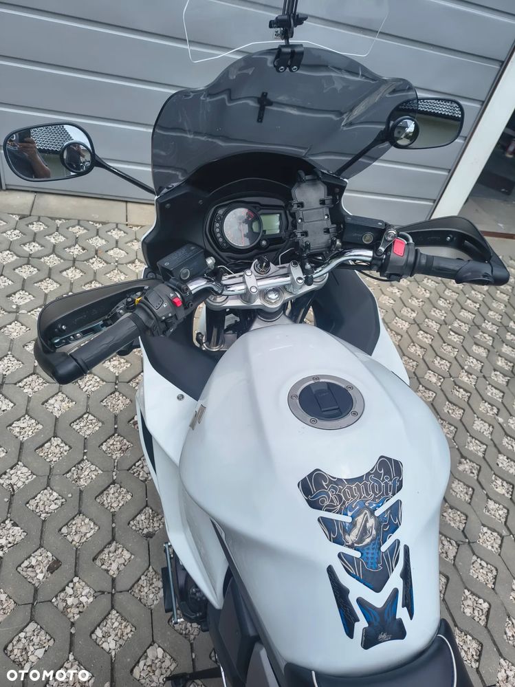 Suzuki GSX - 9
