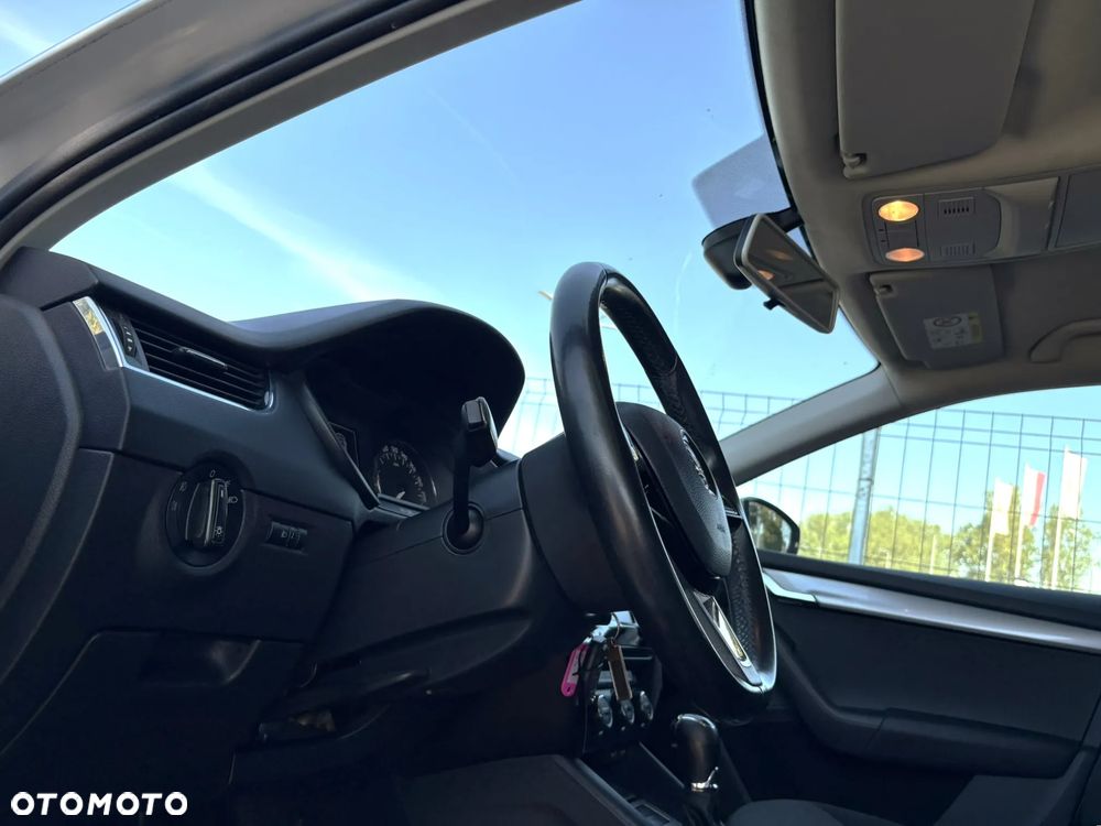 Skoda Octavia 1.4 TSI Ambition DSG - 10