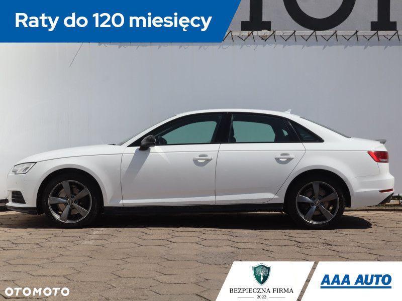Audi A4 Limousine - 4