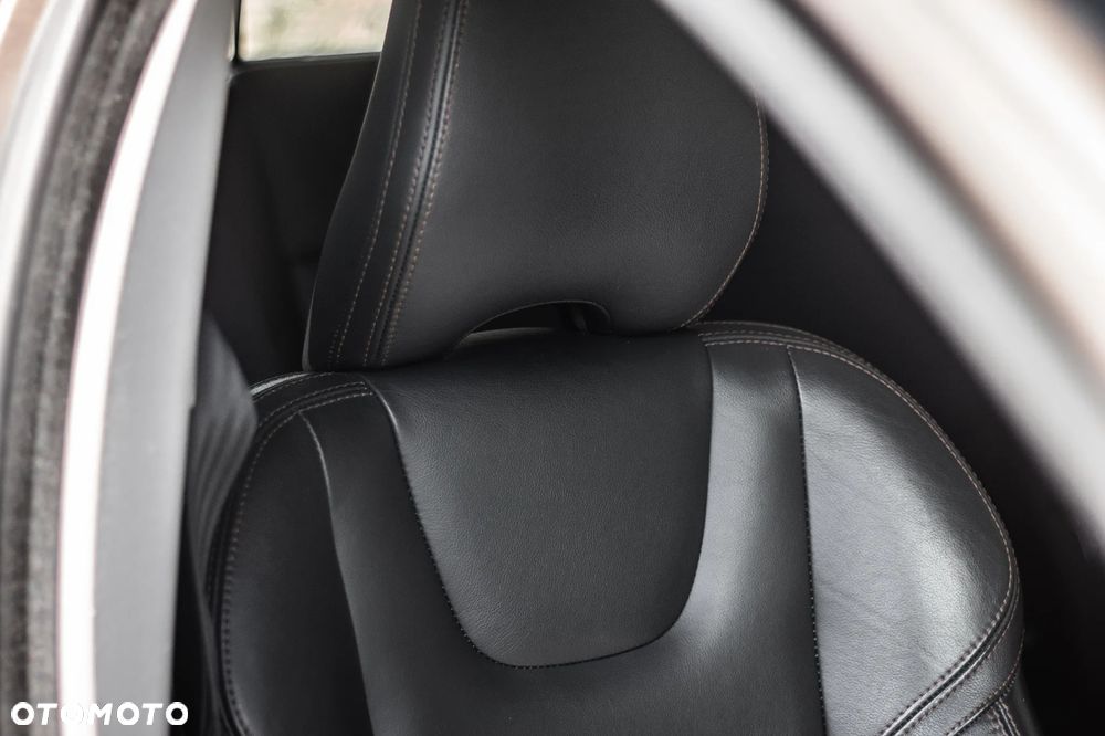 Volvo XC 60 D4 Drive-E Summum - 19