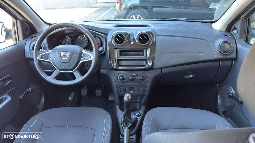 Dacia Sandero SCe 75 Essential - 9