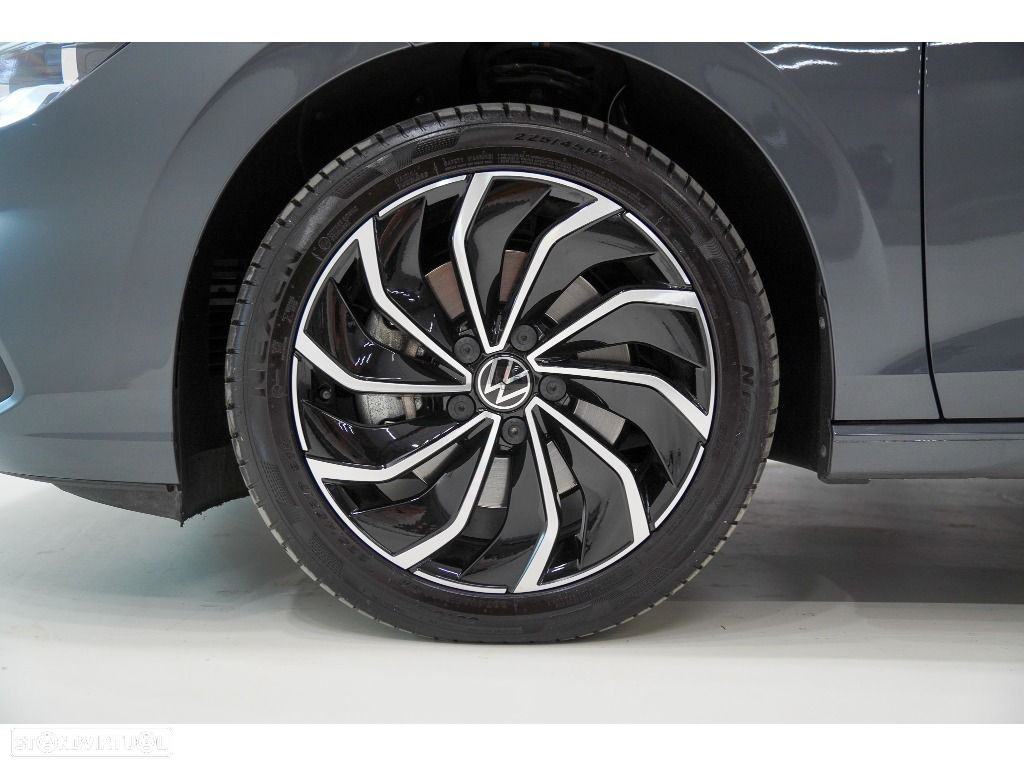 VW Golf Variant 2.0 TDi Life DSG - 11