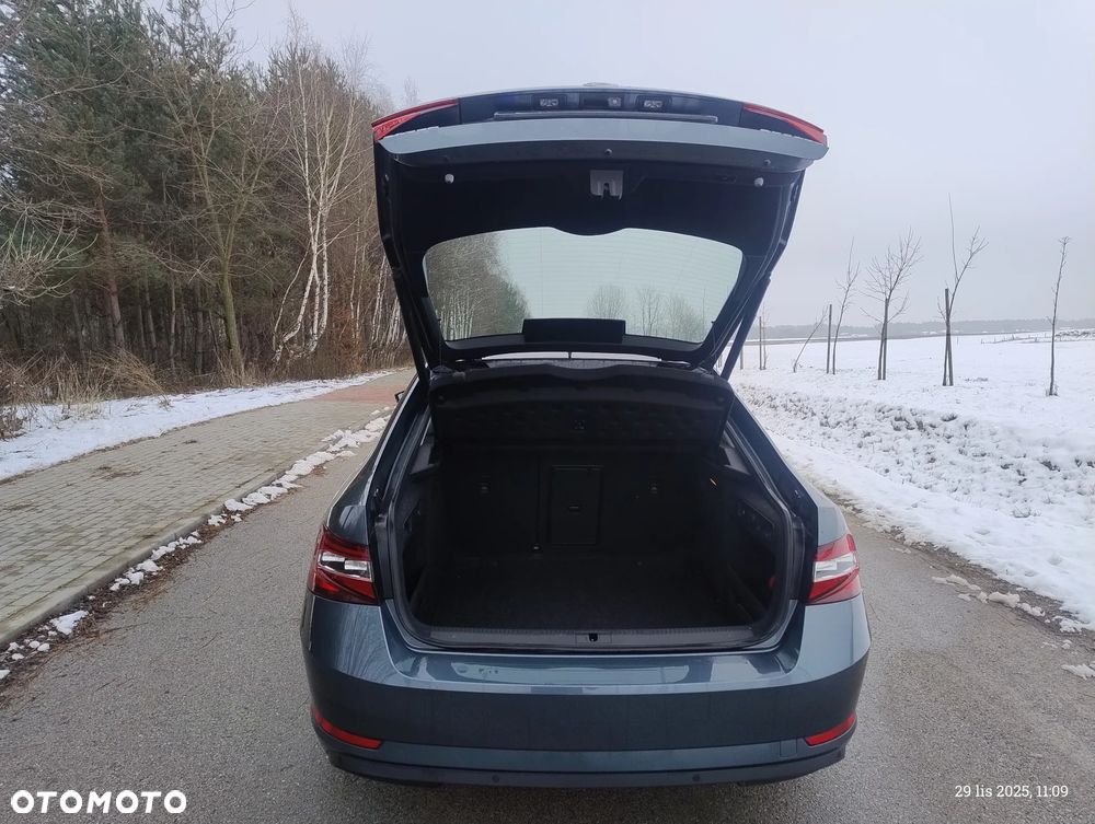 Skoda Superb 2.0 TDI Ambition - 7