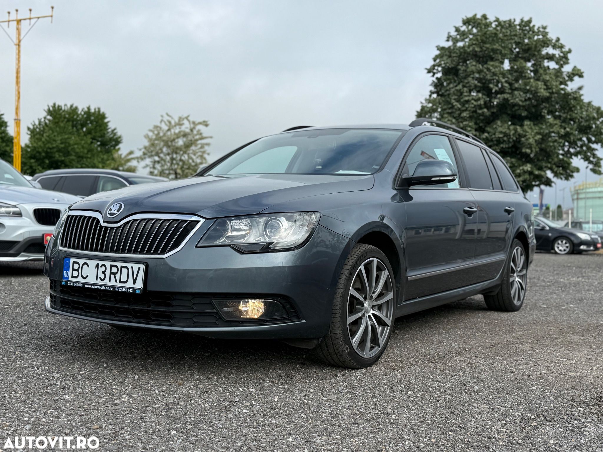 Skoda Superb 2.0 TDI DSG Exclusive - 1