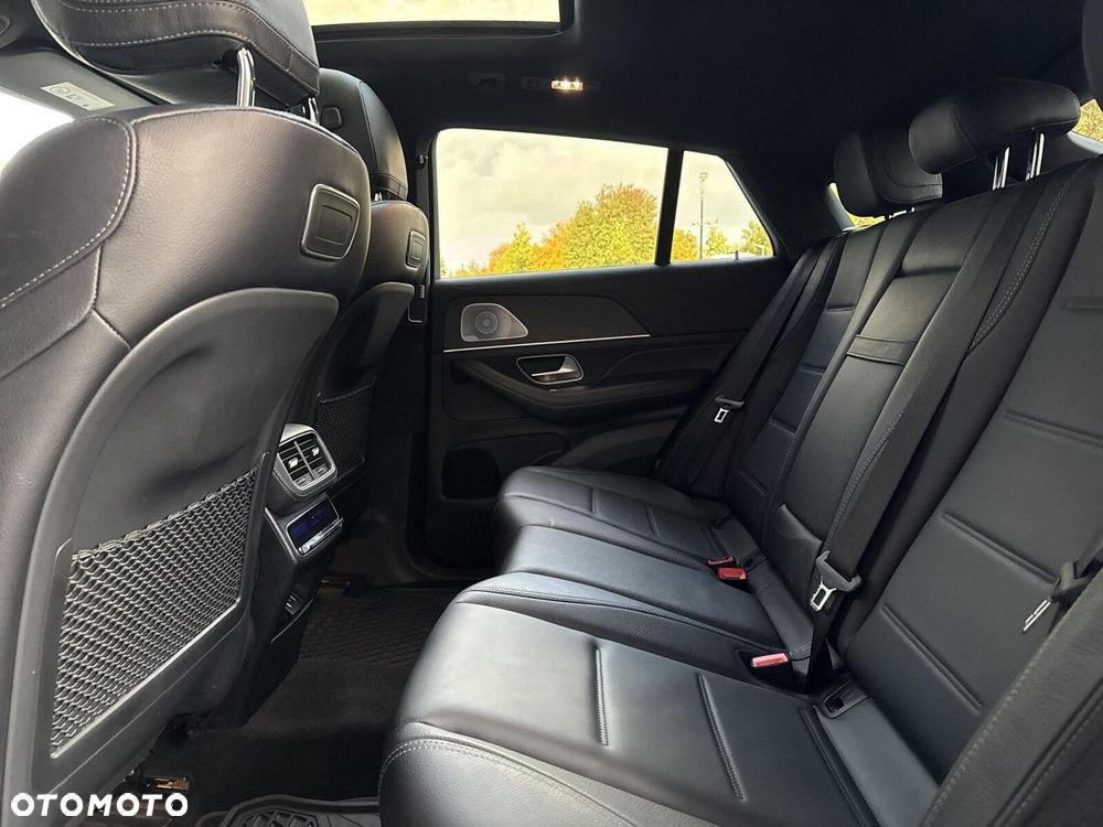 Mercedes-Benz GLE - 27