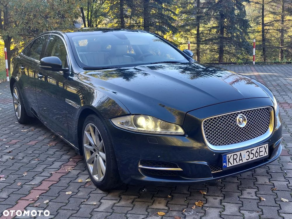 Jaguar XJ - 4