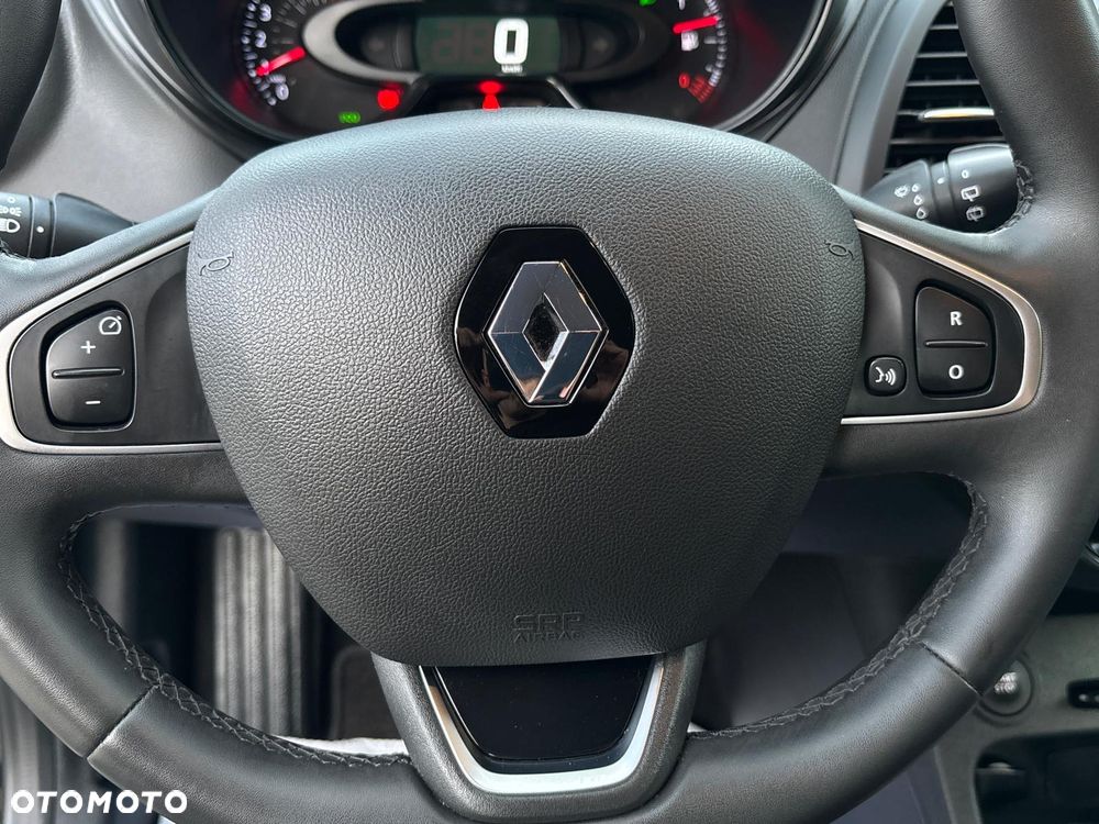 Renault Captur - 16