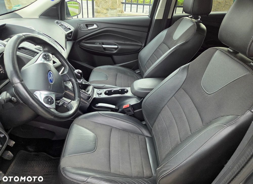 Ford Kuga 2.0 TDCi Titanium - 8