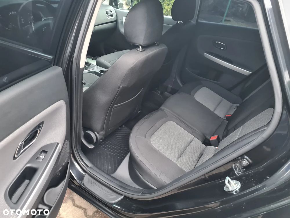 Kia Ceed 1.6 CRDi 136 ISG Edition 7 - 9