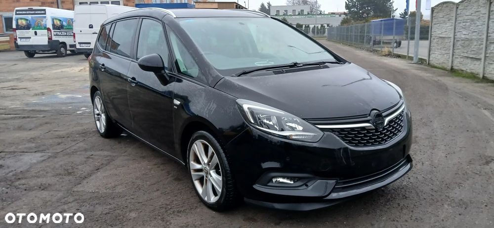 Opel Zafira 1.4 T Elite - 1