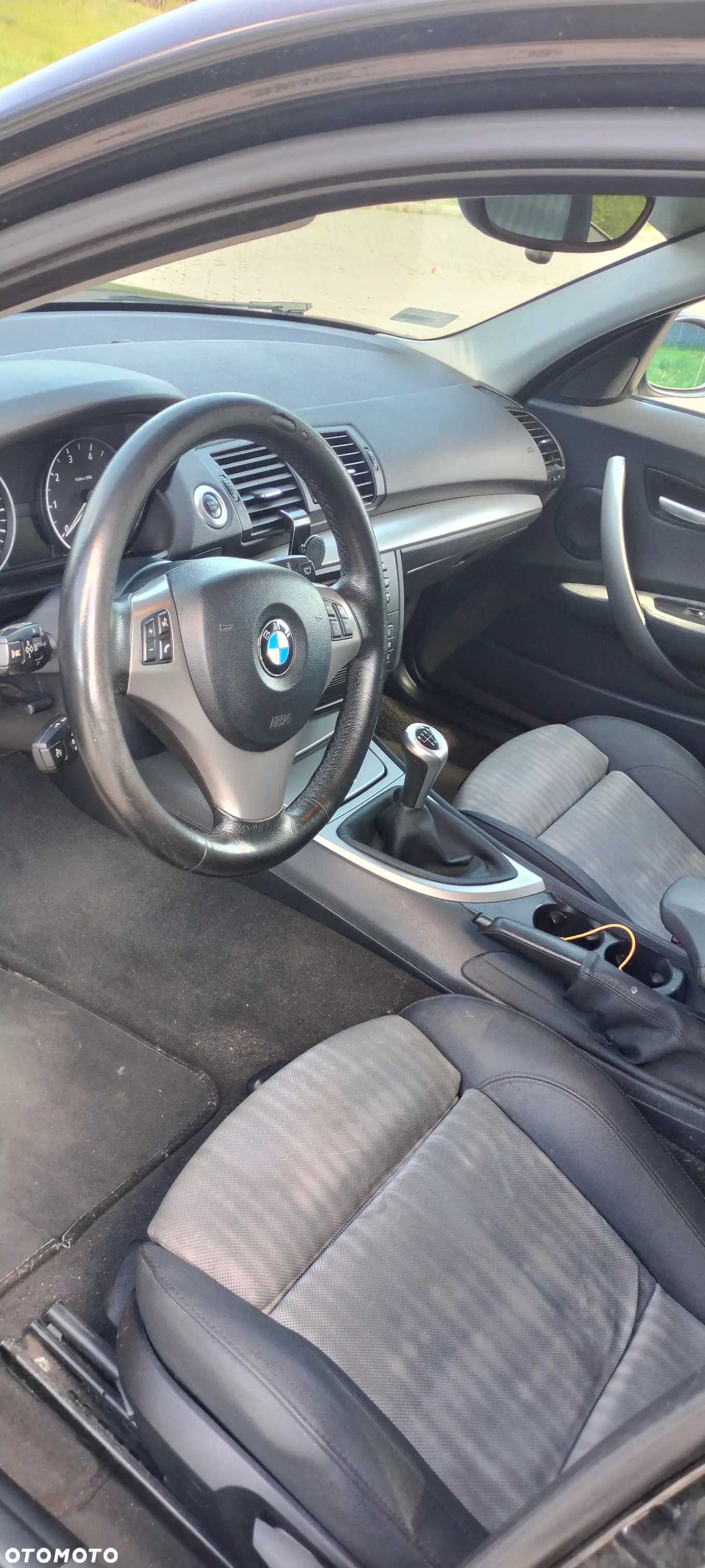 BMW Seria 1 120i - 7