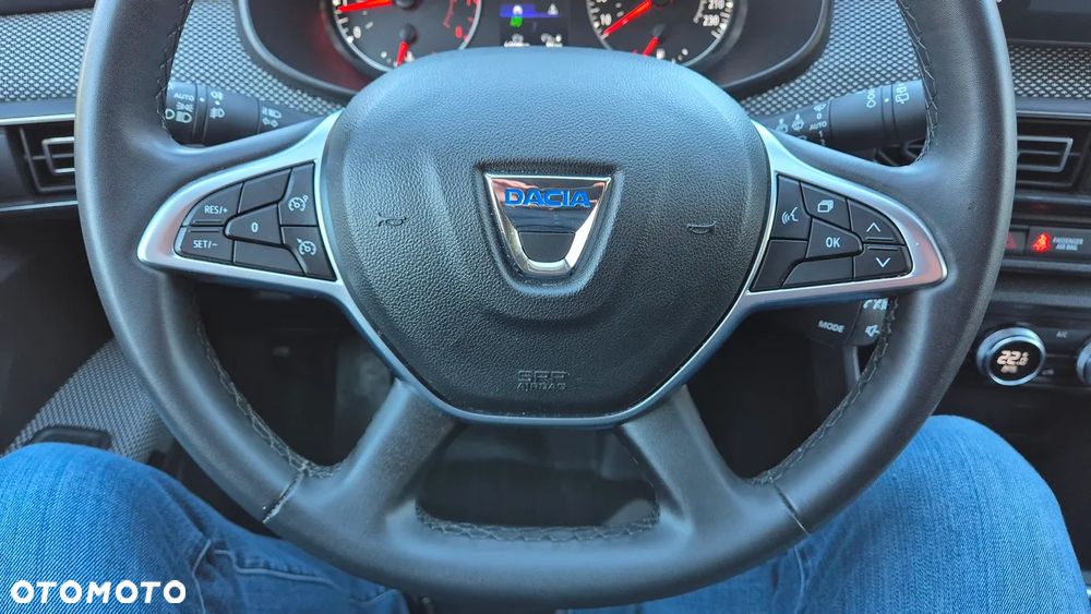 Dacia Jogger 1.0 TCe SL Extreme 7os - 12