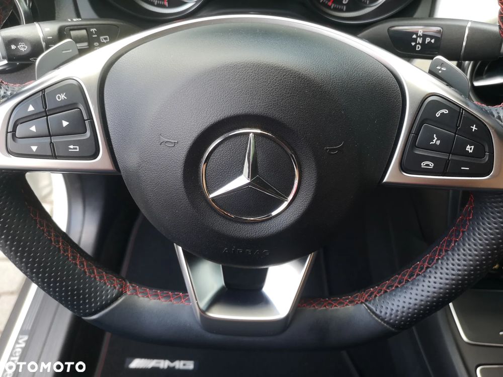 Mercedes-Benz GLA 220 4-Matic AMG Line - 6